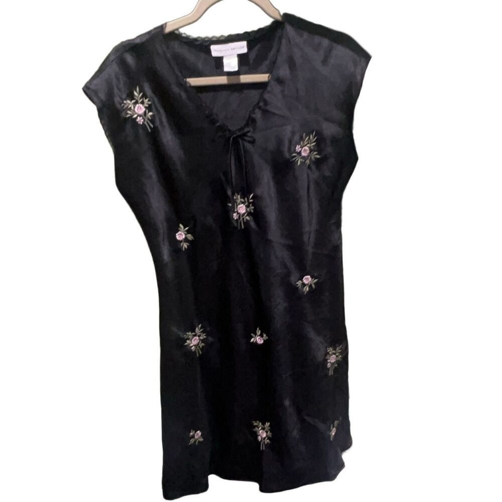 Morgan Taylor Intimates Women's Black Floral Satin Chemise Nightgown Size S
